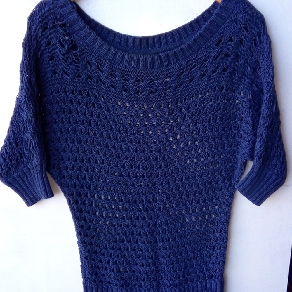 White House Black Market Short Sleeve Knitting Top